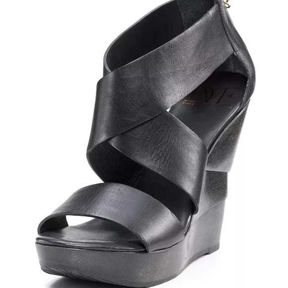 DIANE VON FURSTENBERG Opal Black Wedge Womens Sandals Size 8.5 Like New Cond. - Picture 3 of 12